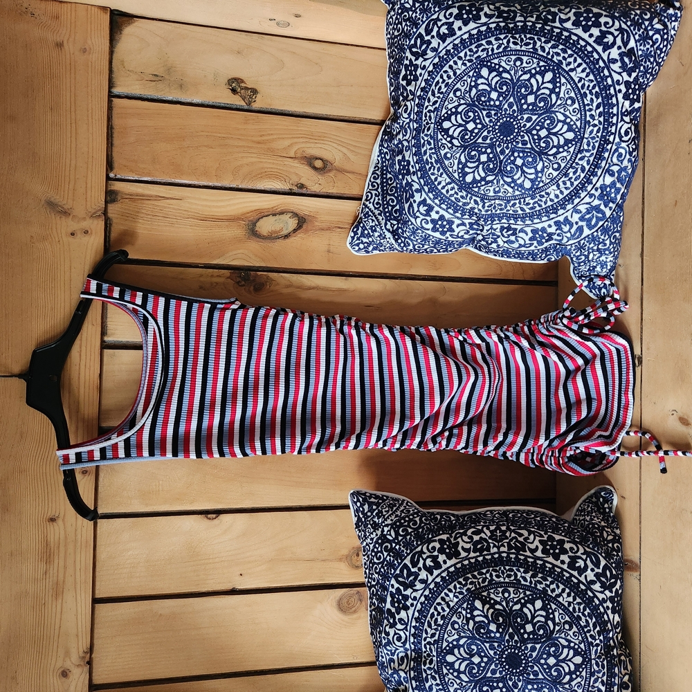 Womens Ribbed Striped Mini Dress Size Small With Adjustable Toes